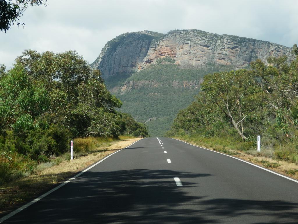 Mountain View Motor Inn & Holiday Lodges Halls Gap Exteriör bild